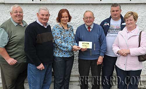 The GAA €10,000 Lotto Jackpot was won this week. Congratulations to Martha Williams, Killusty, Fethard, on winning. Photographed at the presentation of cheque were L to R: Gus Fitzgerald, Jim Williams, Martha Williams, Nicky O'Shea, Denis O'Meara and Mary Godfrey.