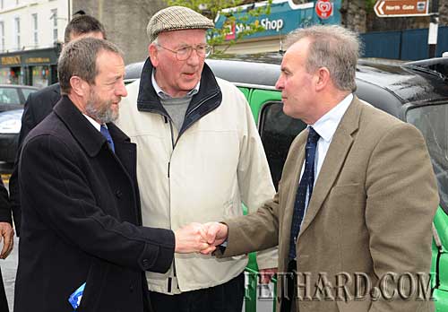 Sean Kelly greated by Cllr John Fahey (right) on his arrival to Fethard. Also included is Paddy Broderick (centre).