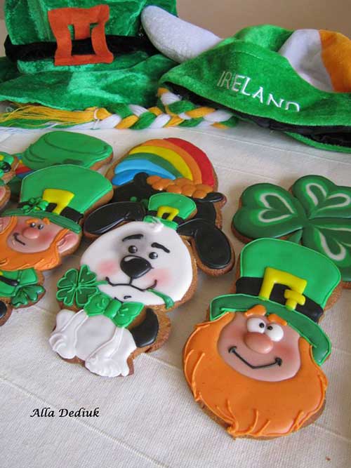 Saint Patricks Day Cookie Decorating class with Alla Dediuk on in the hall this Wednesday March 11th from 6pm to 7pm,Suitable for boys and girls age 4 upwards. €8 per child. Places must be pre booked with Alla on 086 0639127
