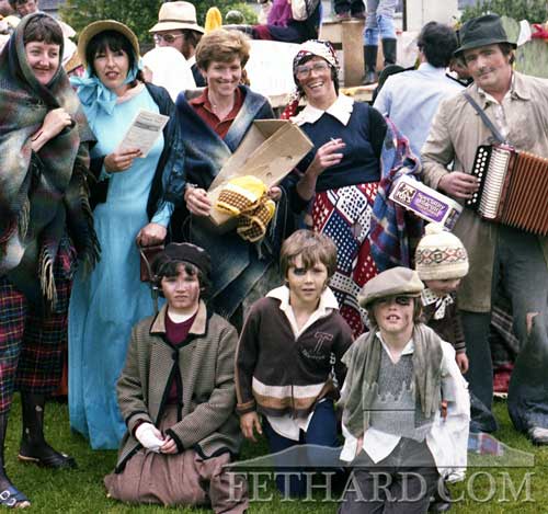 Part of the Hogan Musical Society entry Back L to R: Gemma Kenny, Anne Drumm, Eileen Connolly, Mary McCoemack, Davy Tobin. Front L to R: Niamh hKenny, Eugene Walsh and Alan Connolly.