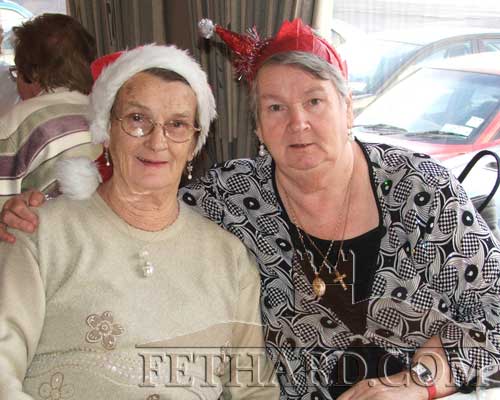 Photographed at Fethard & District Day Care Centre Christmas Party are L to R: Eileen Ryan and Margaret Thompson