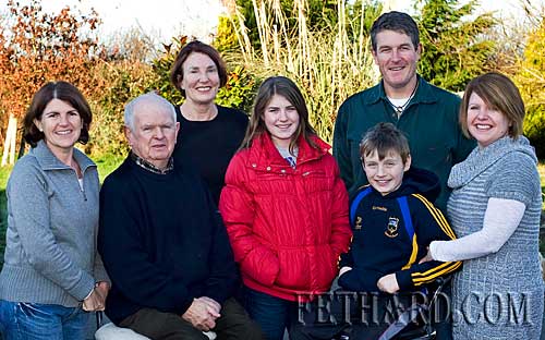 Jim Trehy, Donoughmore, photographed with visiting family members. L to R: Angela Edwards, Jim Trehy, Lynn Edwards, Aisling Edwardss, Jamie Trehy (front), Tony Edwards and Gay Trehy
