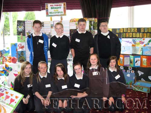 Holy Trinity N.S. pupils photographed at the Challenge to Change seminar in Kilkenny. Back L to R: Corey Carroll, Andrew Phelan, Connie Coen, Timothy Hurley. Front L to R: Sadhbh Horan, Chloe Burke, Cassie Needham, Lesley Ann Prendergast, Emma Keating and Ciara Hayes.