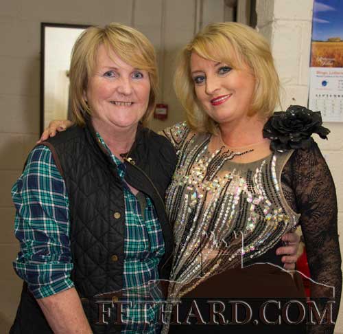 Show organiser Anne Williamson photographed with Rebecca Storm (right) before her performance in the Abymill Theatre in Fethard, Co. Tipperary