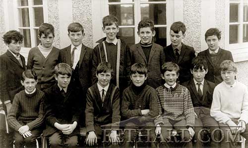 Fethard Patrician Brothers 1st Year Boys Class in 1970. Back L to R: Roger Grant, Jimmy Harrison, John Godfrey, Michael Ryan, Tommy Meehan, Paddy Maher, Seamus Grant. Front L to R: Francis Murphy, Liam Cummins, Gerard ‘Bunty’ O’Connell, Michael Downes, Eddie McGrath, Pat Aylward and John Cooney.
