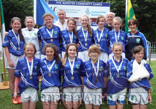 Fethard and Killusty U14 Girls football team, winners of silver medals at the Community Games Munster Finals for the third successive year. Back L to R: Sophie Delaney, Rachel Prout, Caoimhe O’Meara, Mark Prout (team manager), Hannah Dolan, Laura Kiely, Kaylin O’Donnell, Michael England (NEAC Delegate Tipperary Community Games), Ava Ward, Annette Connolly (team manager). Front L to R: Carrie Davey, Leah Coen, Ciara Connolly, Ashley Bradshaw, Alison Connolly and Nell Spillane.