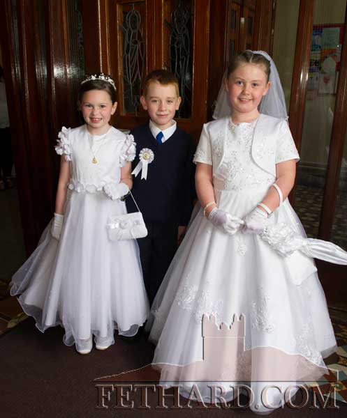 Photographed at the First Communion in Fethard last weekend are L to R: Jennifer Roberts, Kasey Power and Shannon Byrne.