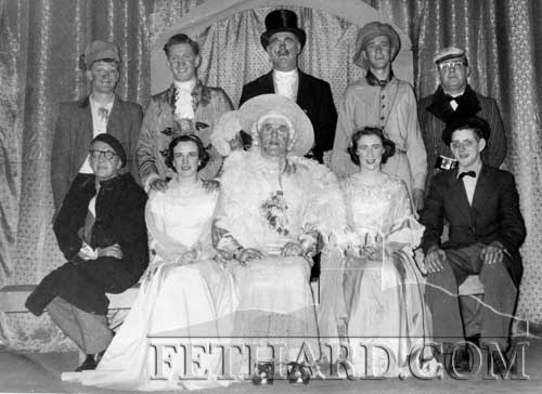 Principals of Fethard Pantomime 'Little Bo Peep' 1955. Back L to R: Donal O'Sullivan, Séan Redmond, Louis O'Donnell, Austin O'Flynn, Eddie O'Neill. Front L to R: Paddy McLellan, Goldie Newport, Billy O'Flynn, Áine Tierney and Percy O'Flynn. The orchestra for the show was Miss E. Lonergan (piano), Miss Sheila Fitzpatrick (violin), Mary Horan (violin), Paddy Grant (percussion) and Tom Sheehan (saxophone).