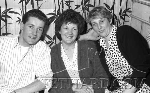 L to R: Eddie Sheehan, Nancy Sheehan and Josie Sheehan at the Fethard GAA Dinner Dance and ‘Player of the Past’ presentation (March 3 1989)