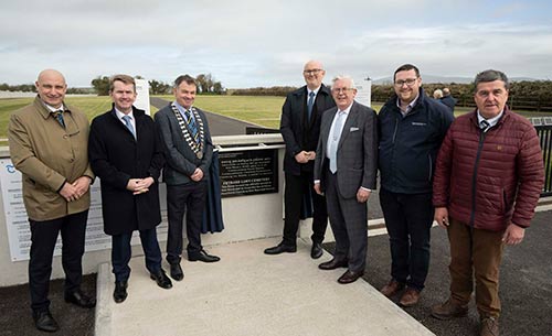 L to R: Cllr. Michael Brennan, Carrick-on-Suir MD, Deputy Michael Murphy TD, Cllr. David Dunne, Cathaoirleach Carrick-on-Suir MD, Eamon Lonergan, Deputy Chief Executive, Denis Holland, Senior Engineer, Cllr. Mark Fitzgerald, Leas Cathaoirleach and Cllr. John Carroll, Cathaoirleach of Tipperary Co. Council.